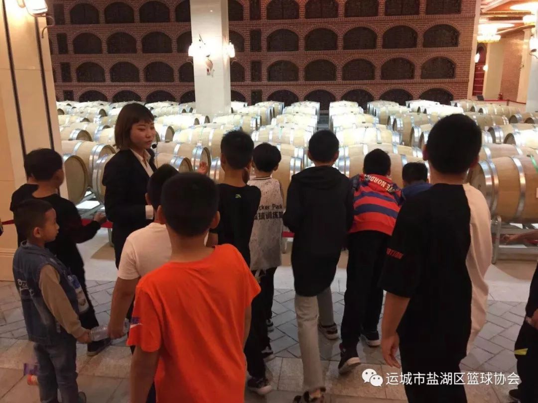 为什么智能穿戴设备对篮球运动员发展重要_0